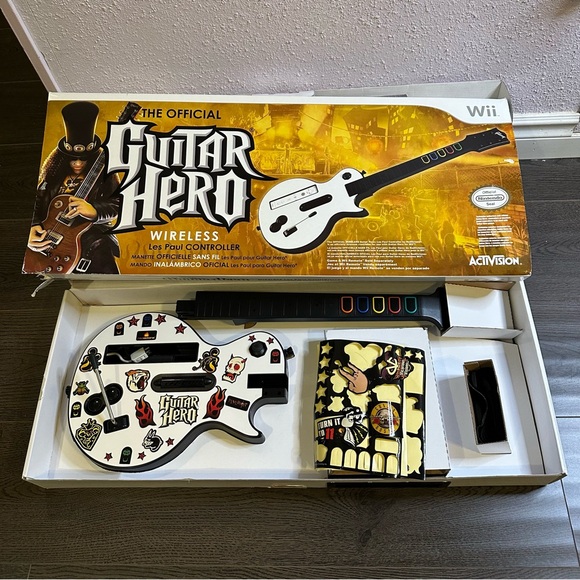 Nintendo Guitar Hero Wii Wireless Les Paul Controller with Box Tested Works - Picture 1 of 9